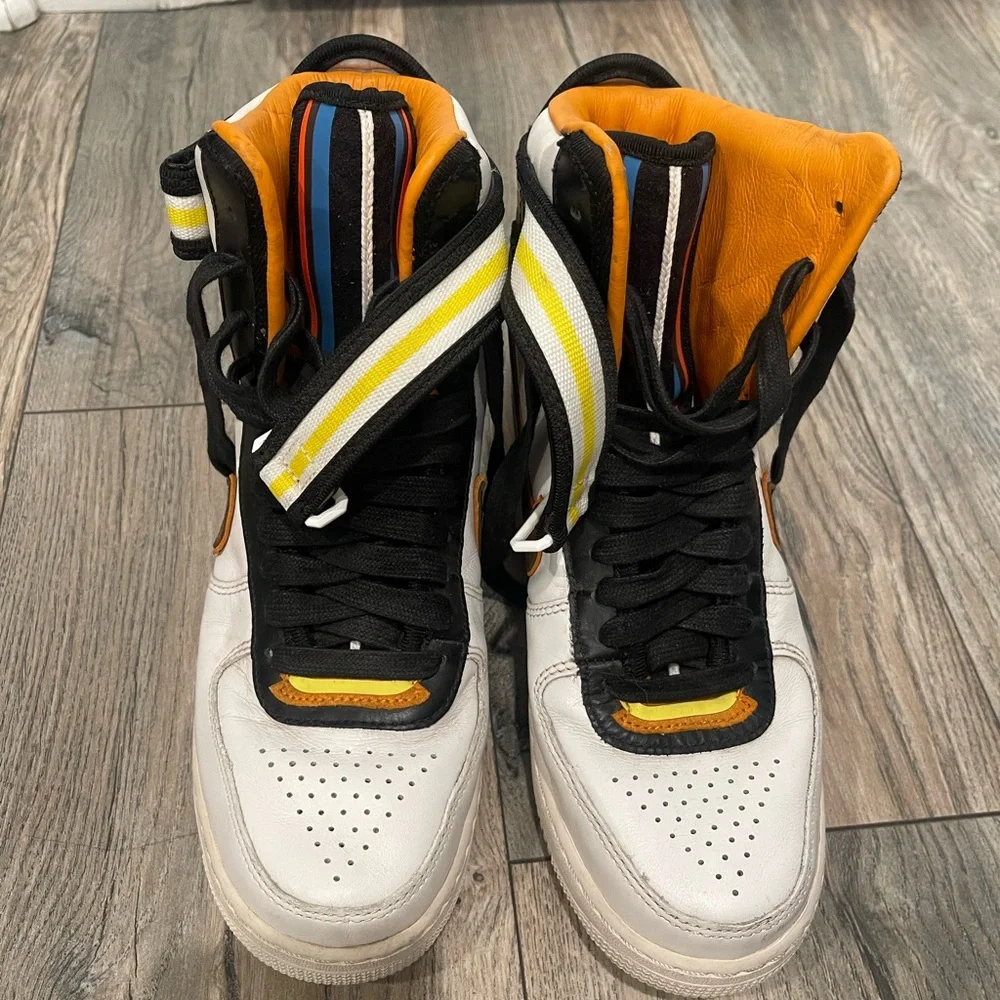 Nike x Riccardo Tisci Givenchy Air Force 1 Hi Sp 'White Baroque Brown' - Picture 3 of 7